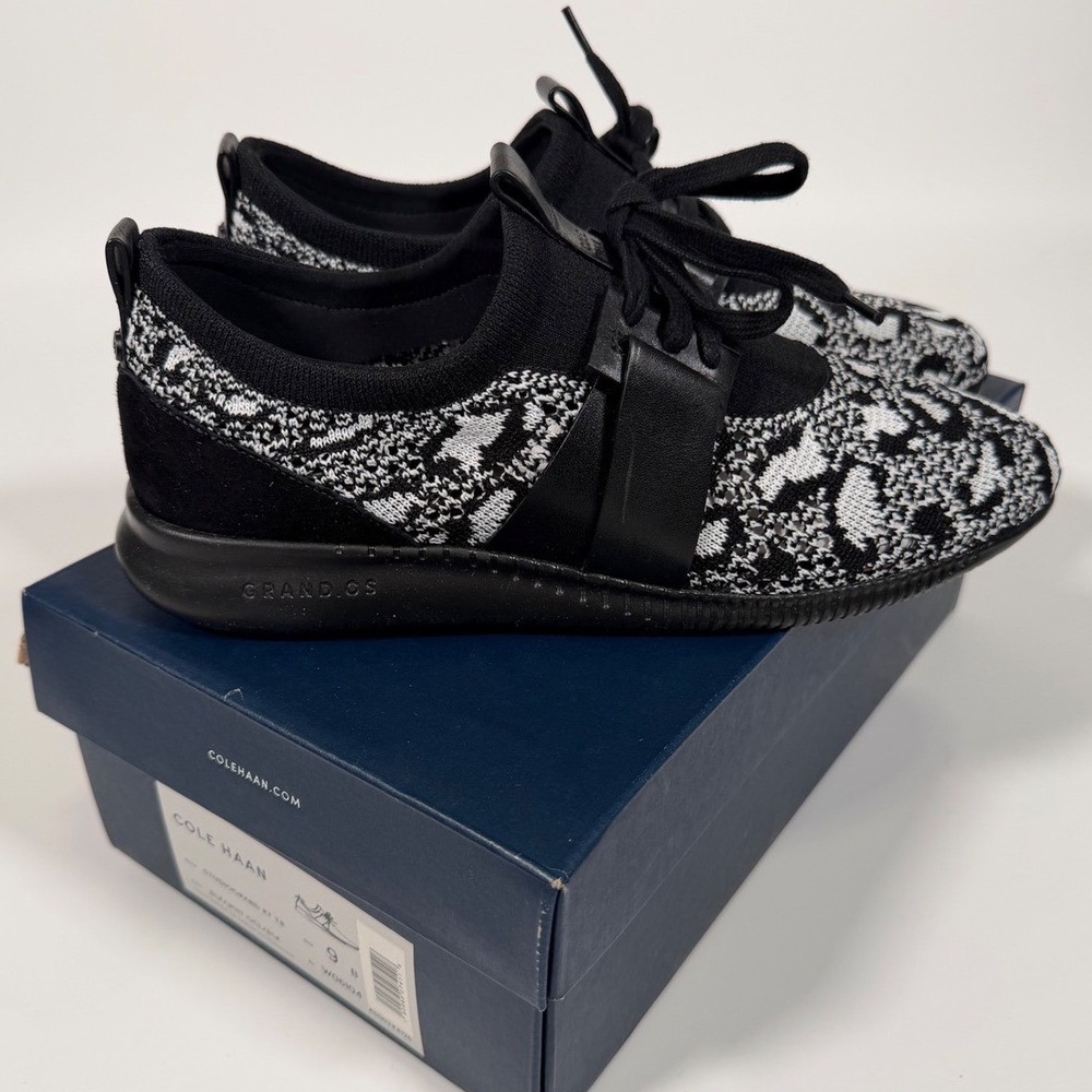 Cole Haan StudioGrand Knit Sneakers Black Minimalist Quiet Luxury Shoes 9 NEW